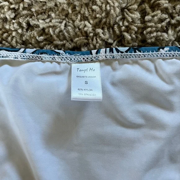 Floral Off-Shoulder Bikini Set - Picture 5 of 5